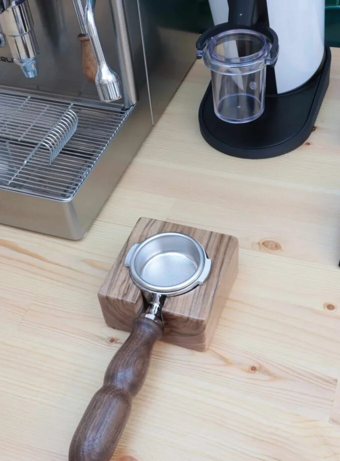 Bottomless Portafilter Stand